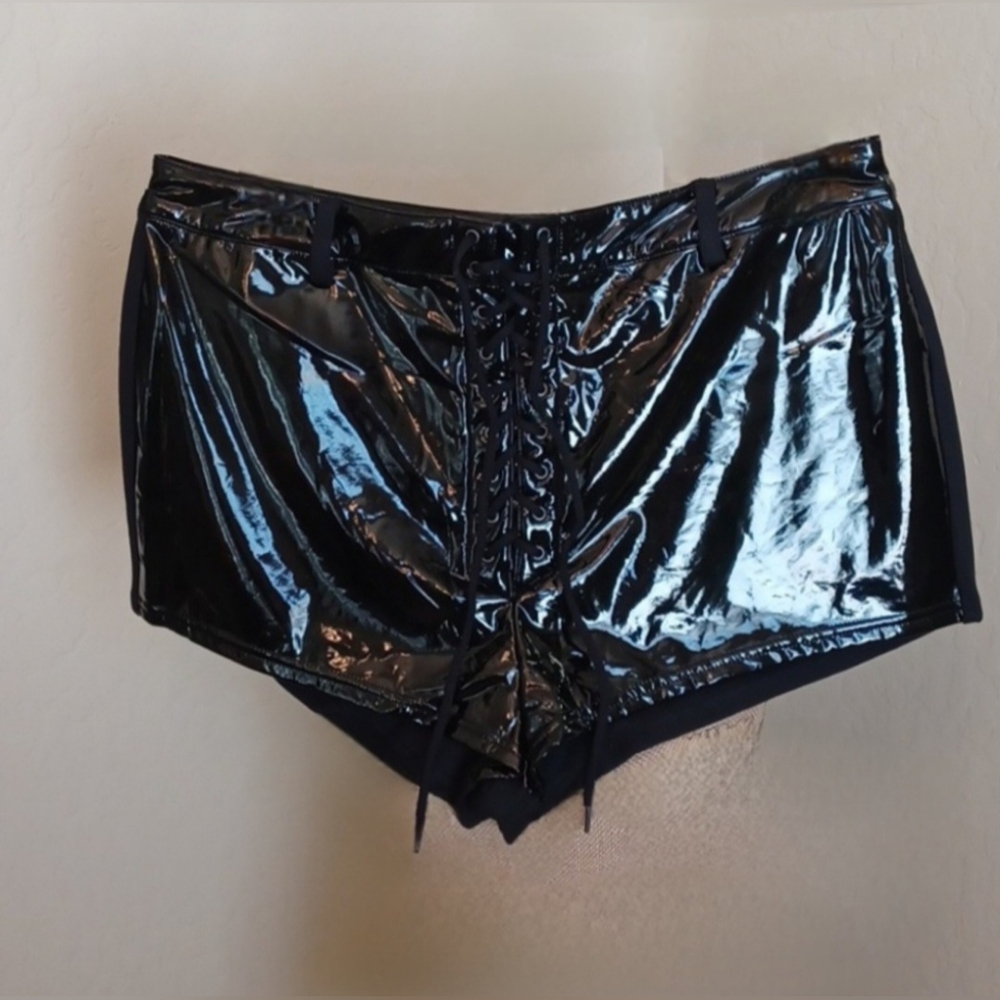 Killstar Exxanimate blk vinyl hot pants corset tie front sexy shorts XXL NWT - Picture 13 of 17
